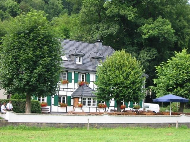 Wisskirchen Hotel & Restaurant Odenthal Luaran gambar